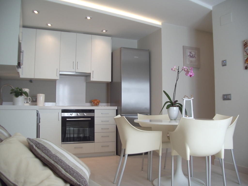 Apartamentos Can Quim L' Escala الغرفة الصورة