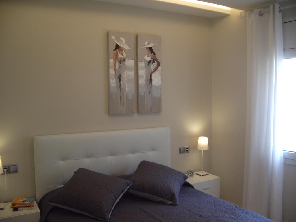 Apartamentos Can Quim L' Escala الغرفة الصورة